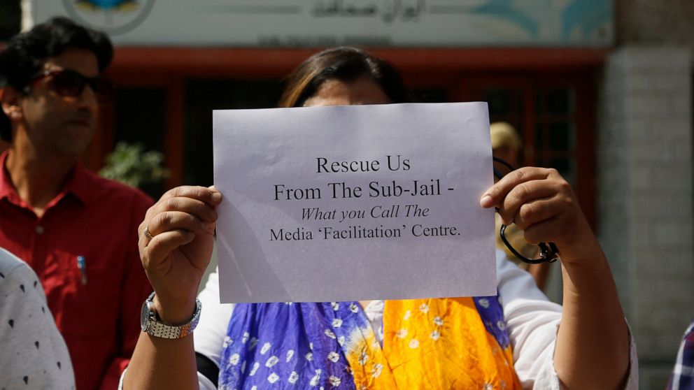 Postpaid Mobile Phone Services In Kashmir Restored - HD Wallpaper 