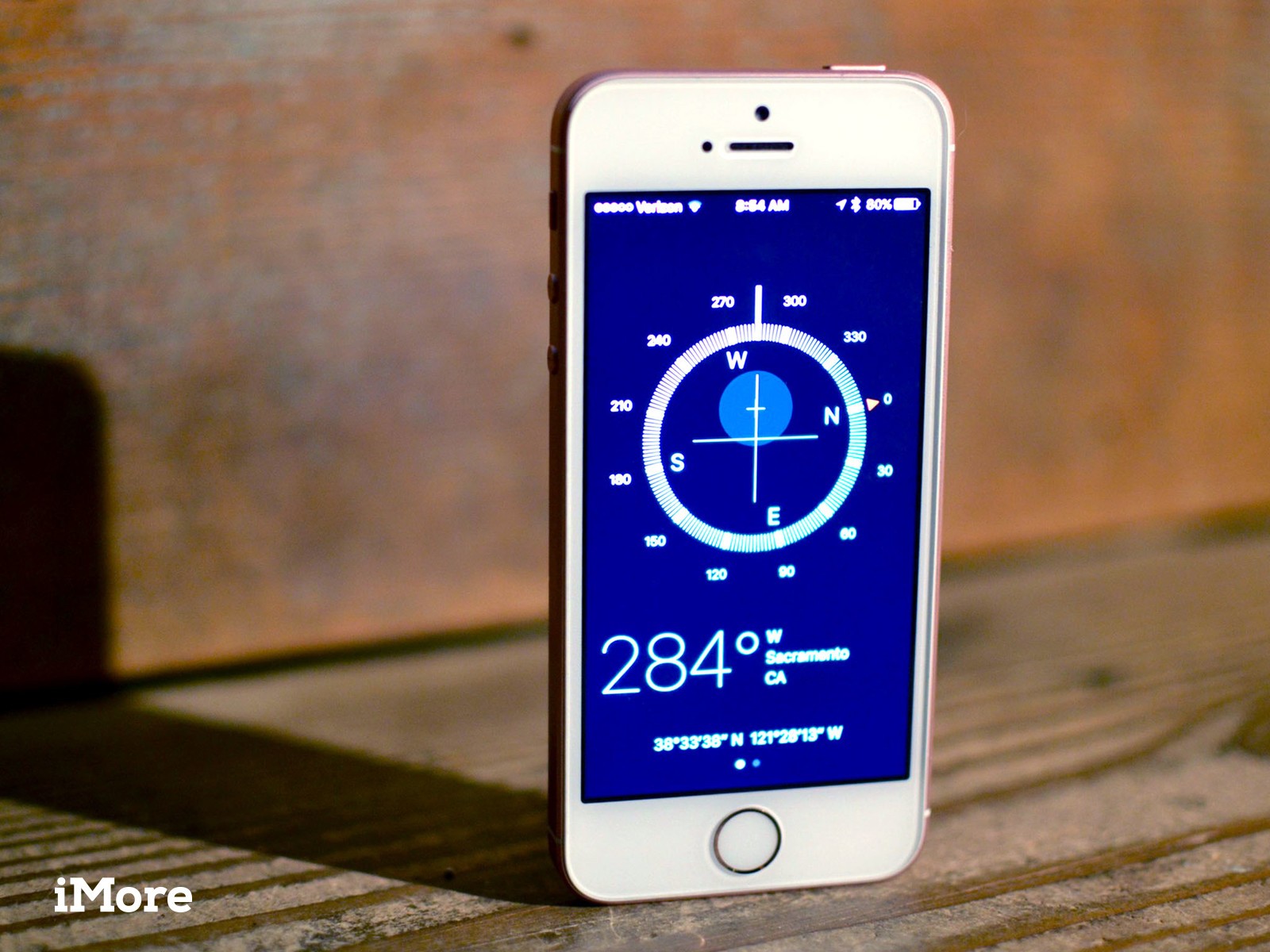Smartphone Compass - HD Wallpaper 