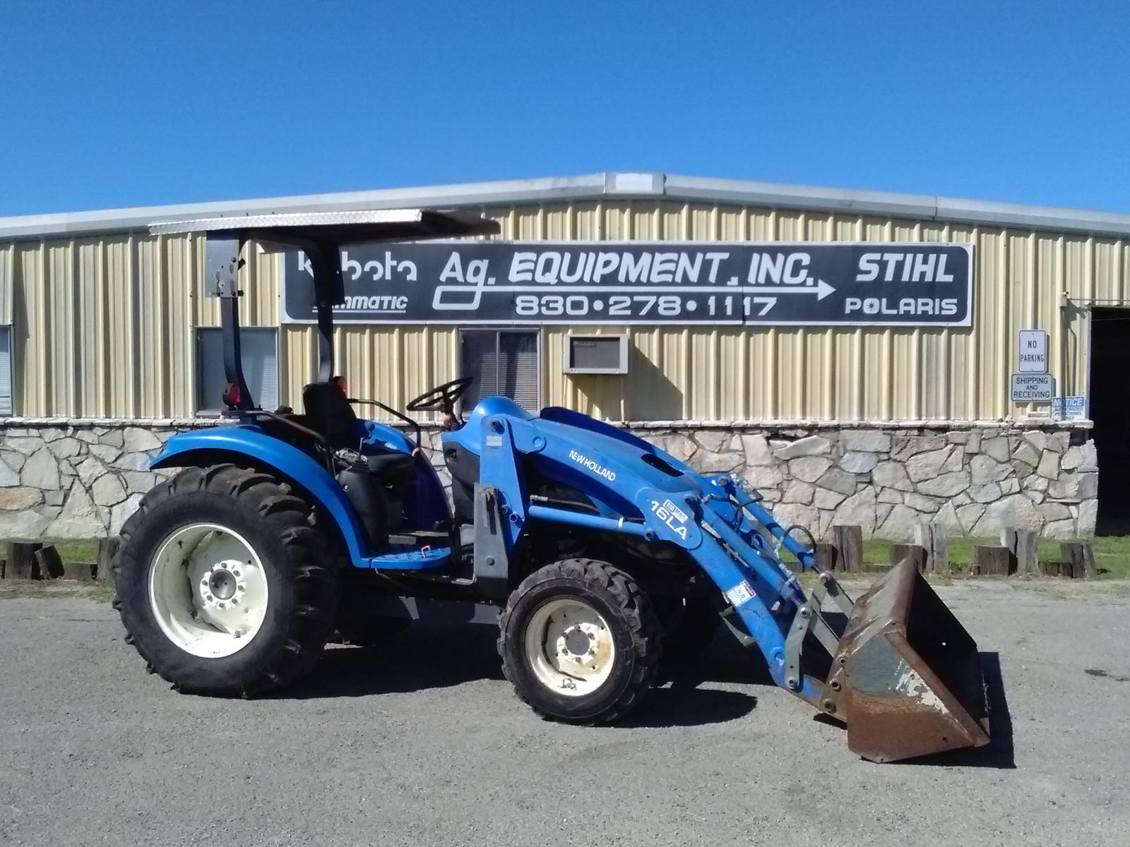 Tractor - HD Wallpaper 