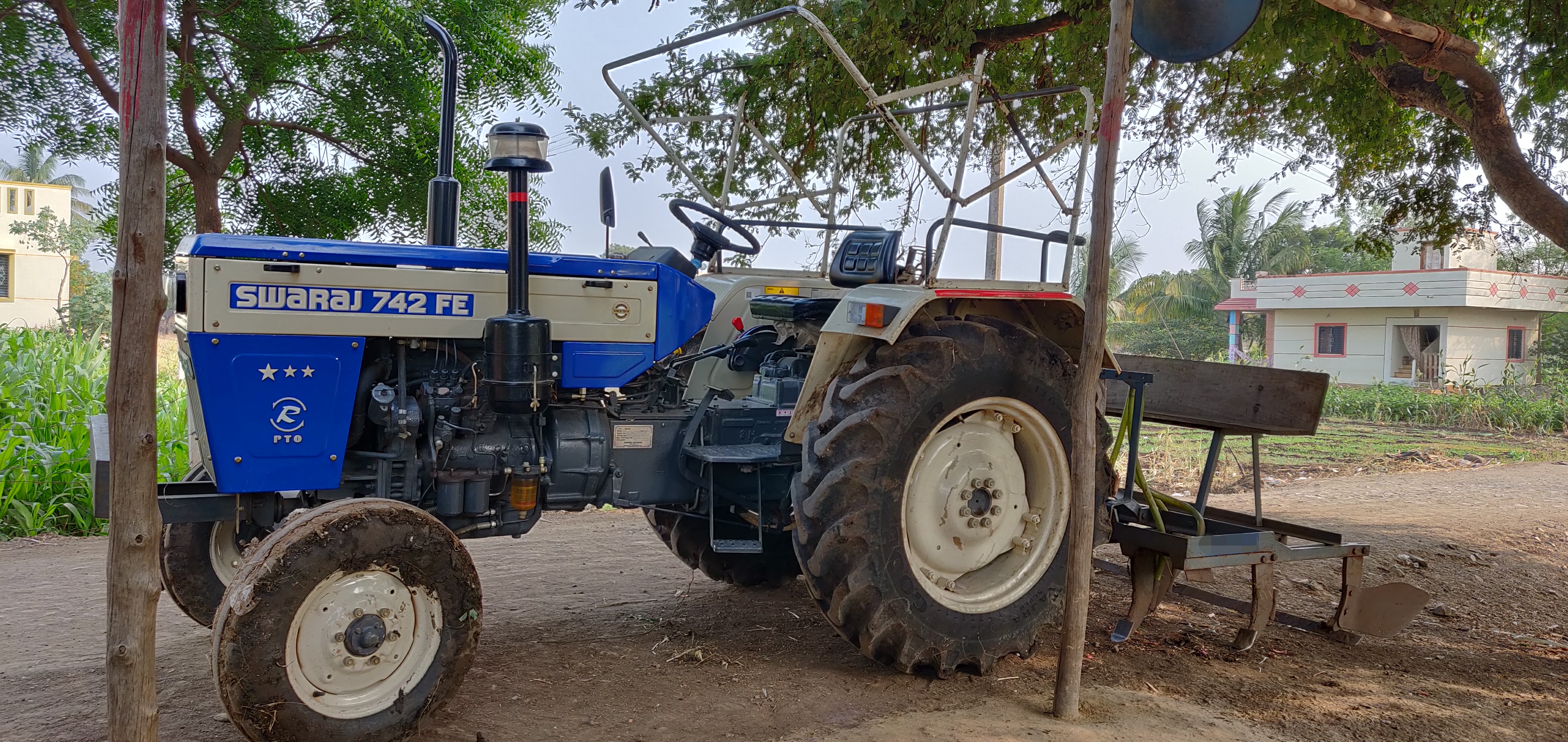 Tractor - HD Wallpaper 