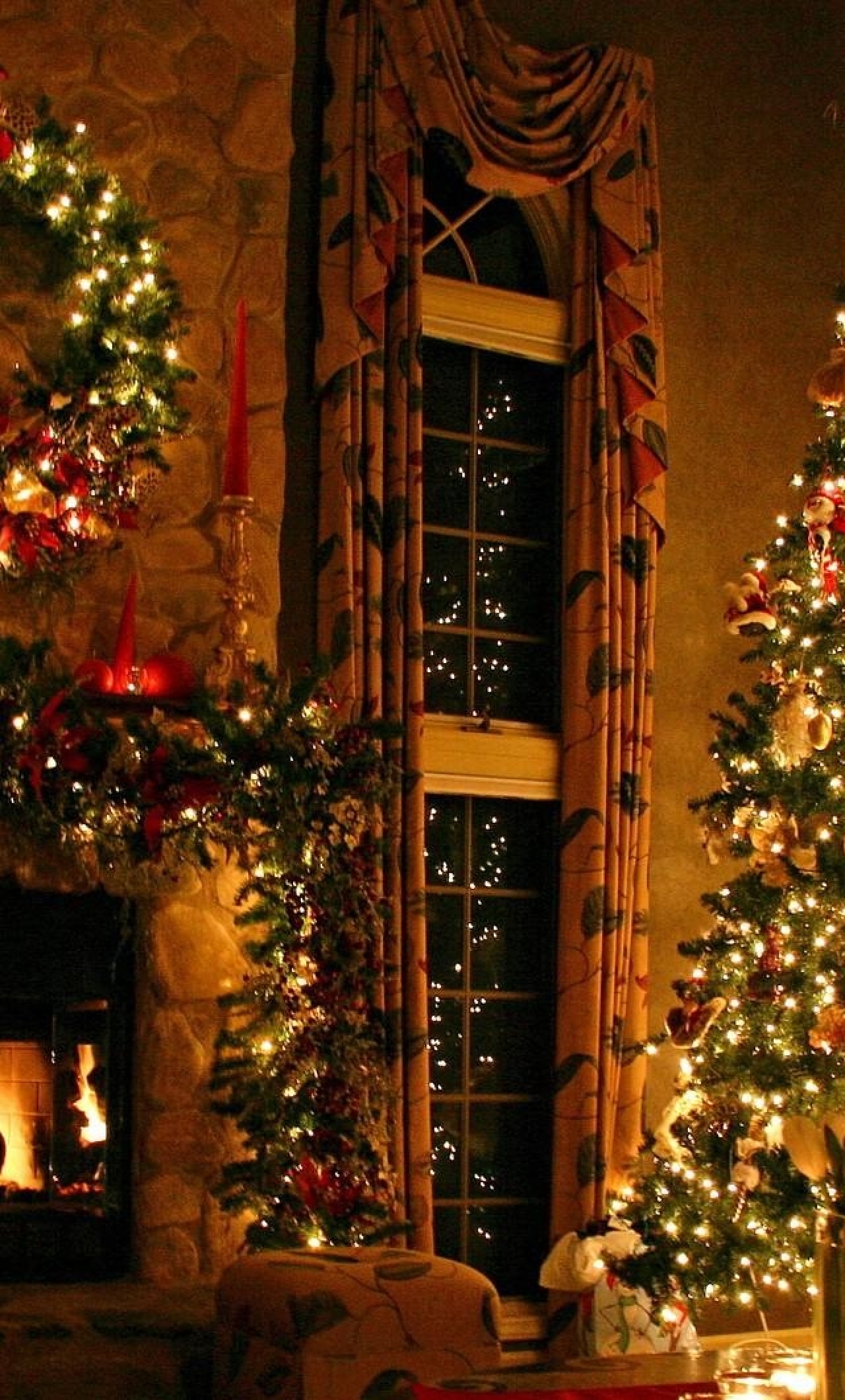 Christmas Home Wallpaper Iphone - HD Wallpaper 