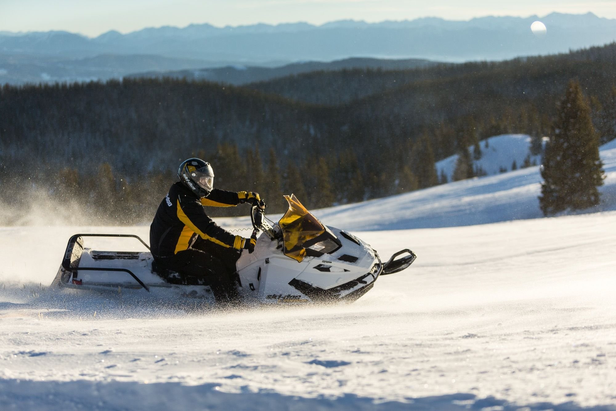 Ski Doo Snowmobile Sled Ski Doo Winter Snow Extreme - 2015 Ski Doo Tundra Lt 550f - HD Wallpaper 