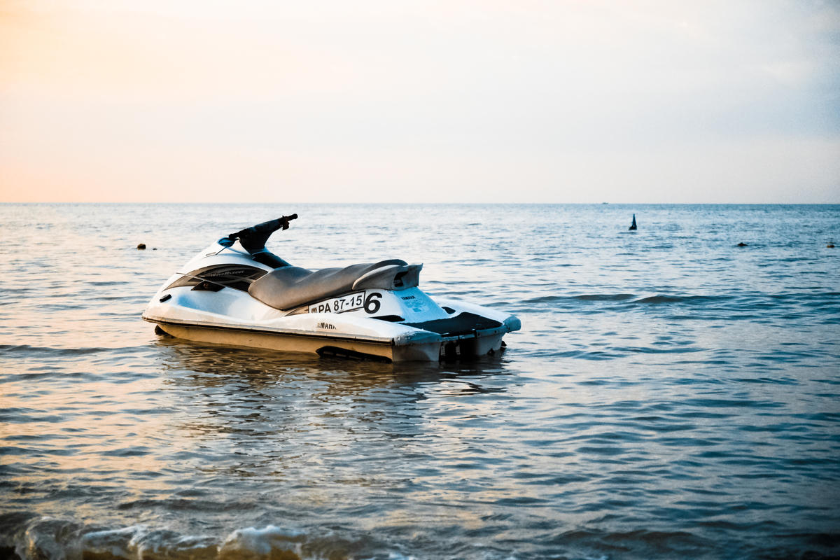 Jet Ski Wallpaper Hd - HD Wallpaper 