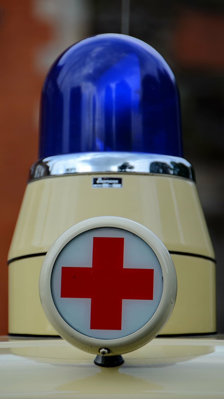 Blue Light, Old, German Red Cross, Drc, Oldtimer, Antique, - Desain Palang Merah - HD Wallpaper 