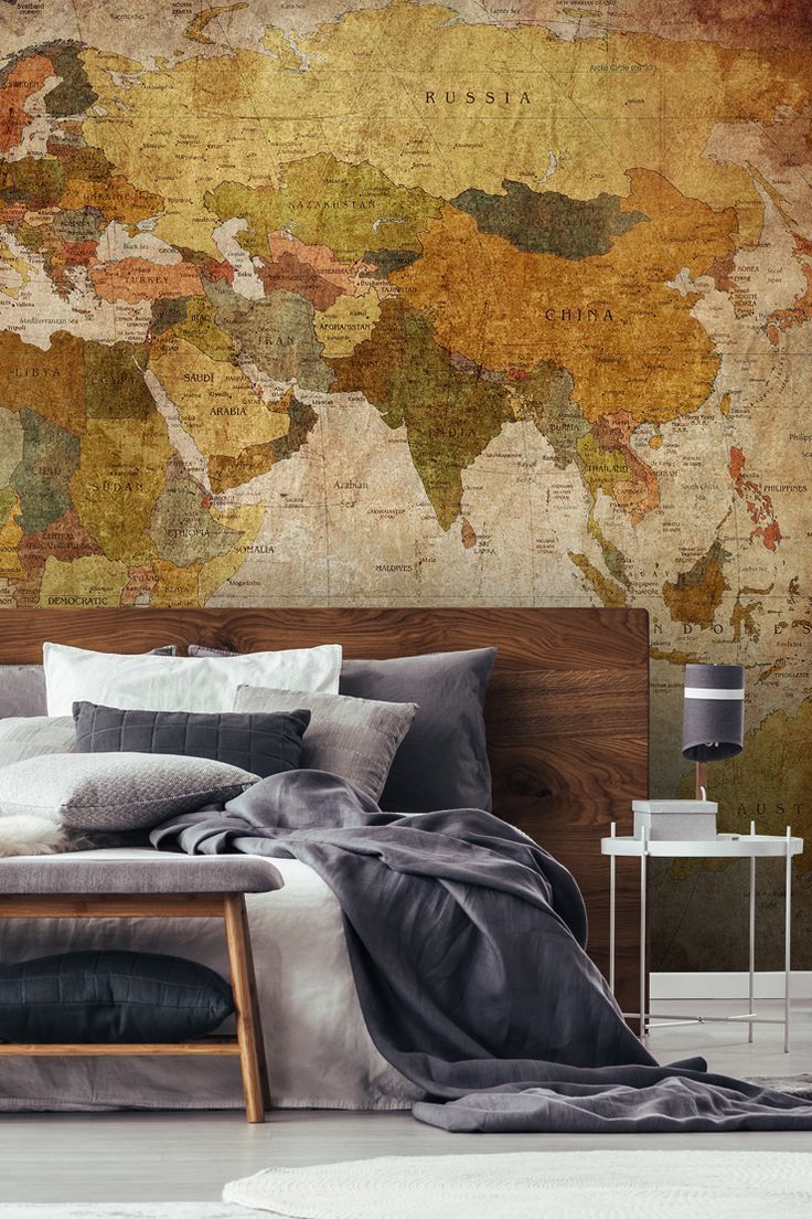Room Full Of Map - HD Wallpaper 