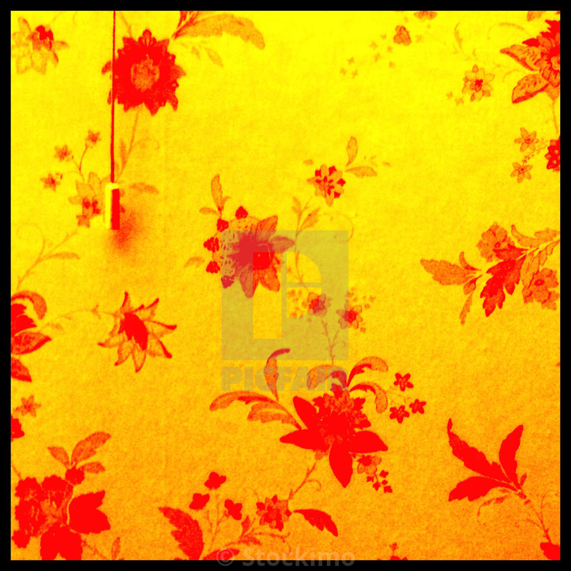 Brightly Coloured Floral Retro Wallpaper And Wall Light - Visual Arts - HD Wallpaper 