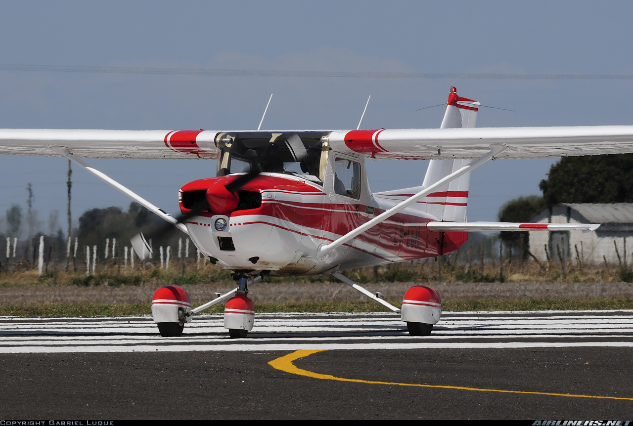 Cessna 150 - HD Wallpaper 