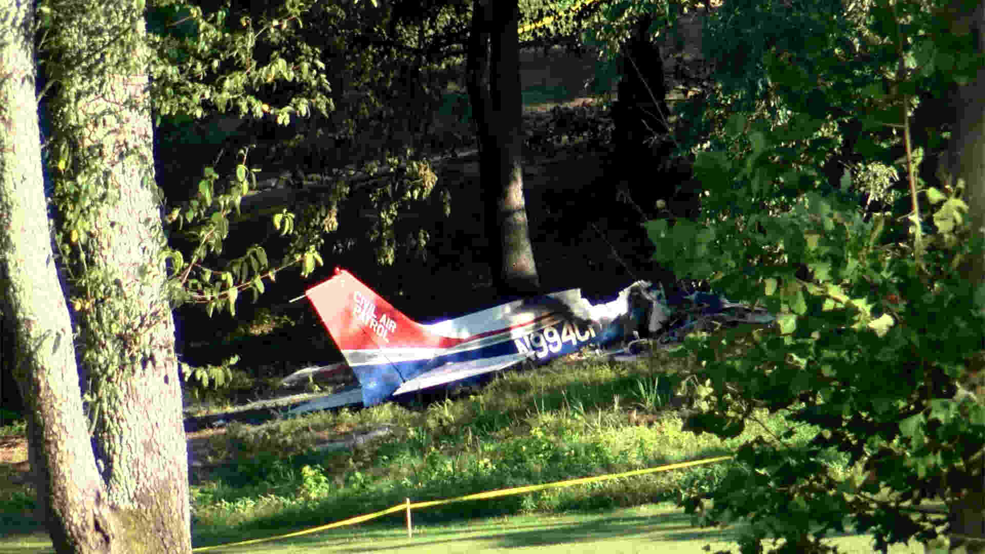 Lake Little Plane Crash - HD Wallpaper 