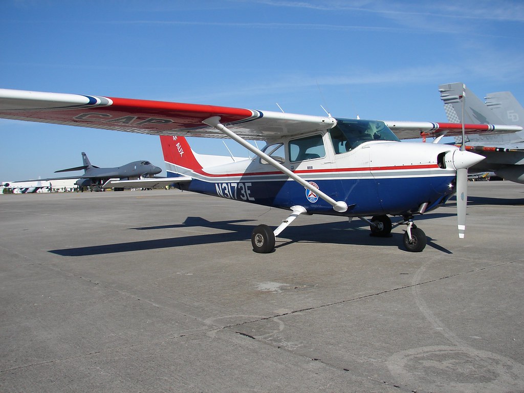 Cessna 150 - HD Wallpaper 