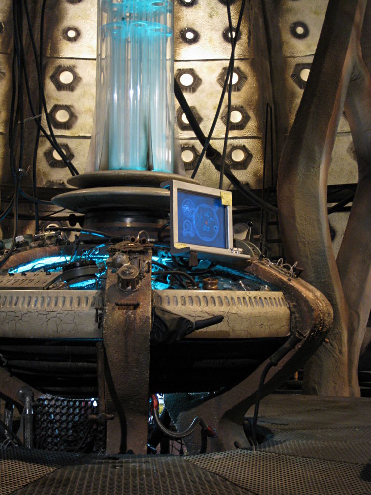 Tardis Interior Wallpaper Iphone Hd - HD Wallpaper 