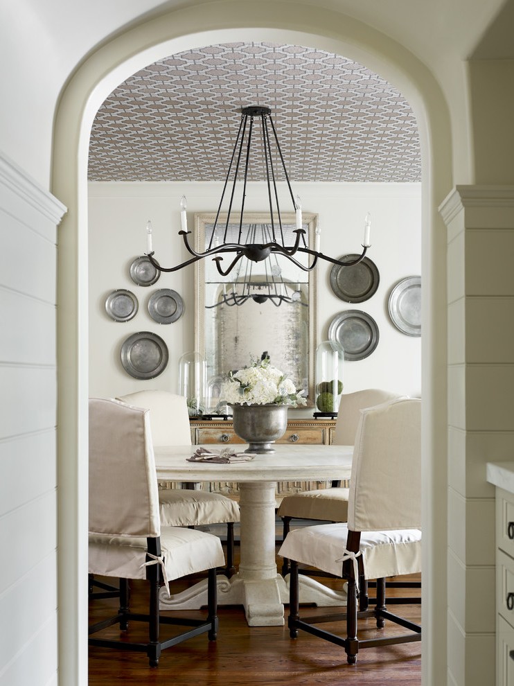 Atlanta White Damask Wallpaper With Transitional Decorative - Interior Design - HD Wallpaper 