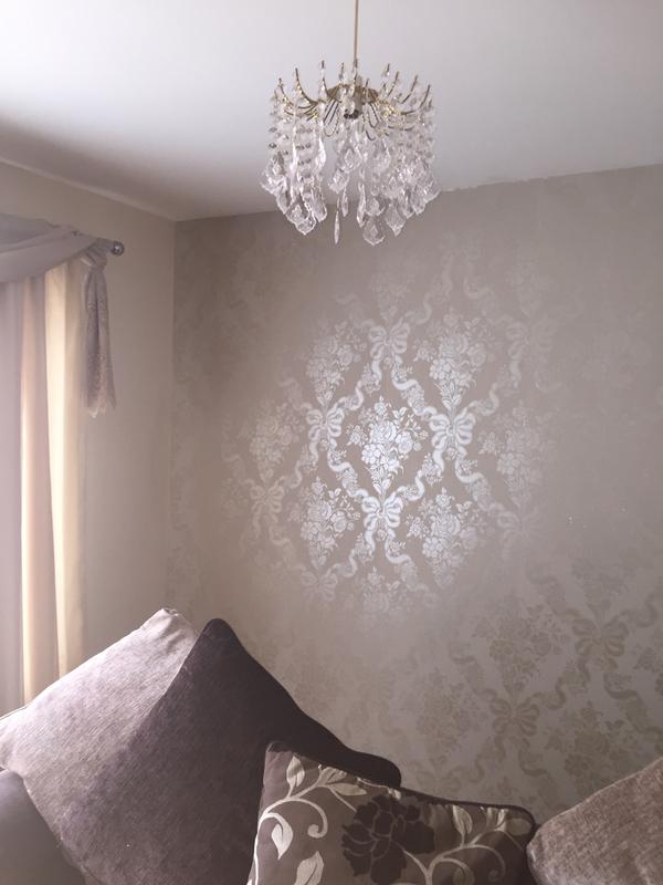 Bedroom Wallpaper Taupe Damask - HD Wallpaper 