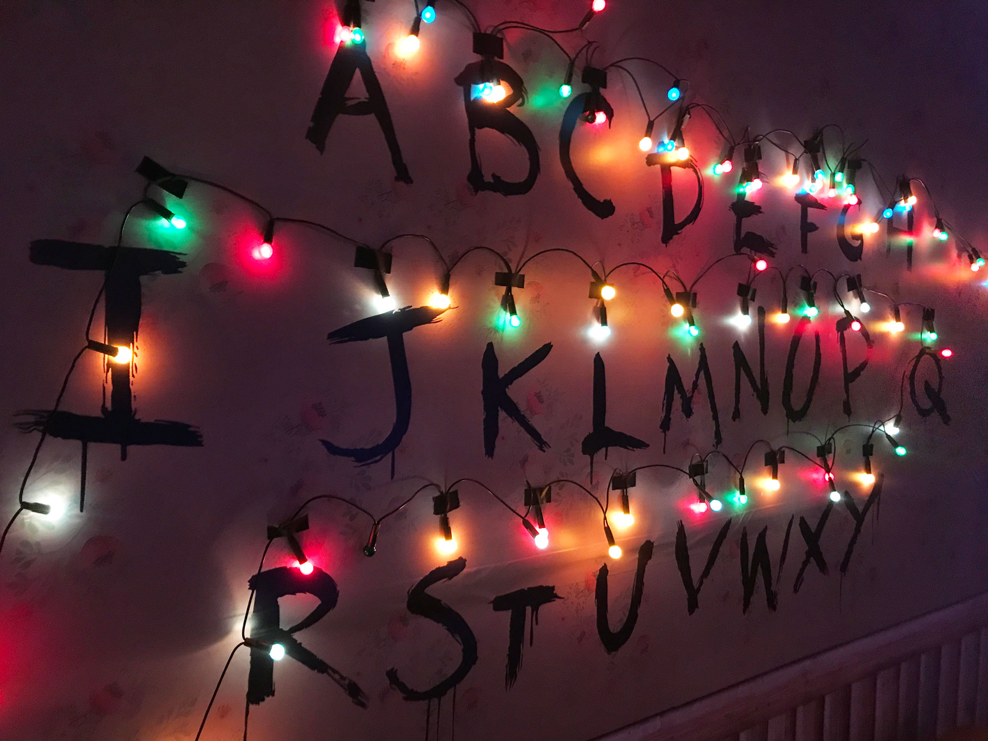 Stranger Things Christmas Lights - HD Wallpaper 