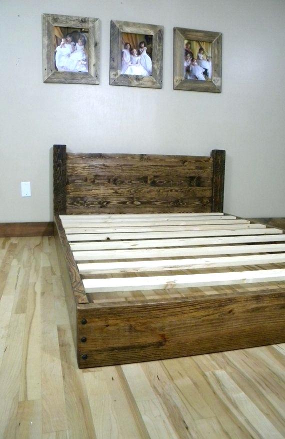 Wooden Picture Frames Diy Reclaimed Wood Bed Frame - Wood Bed Frame Diy - HD Wallpaper 