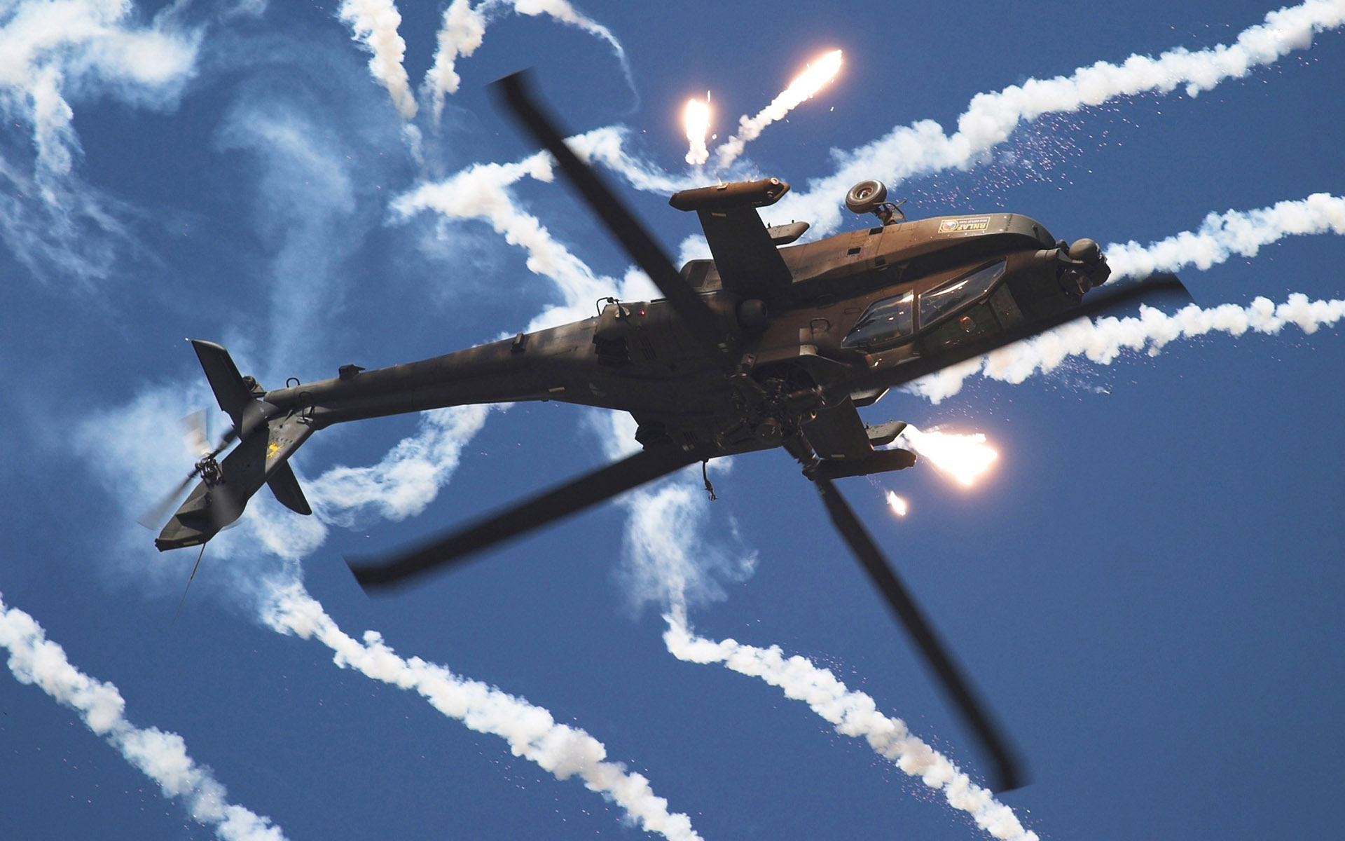 Ah 64 Apache - HD Wallpaper 
