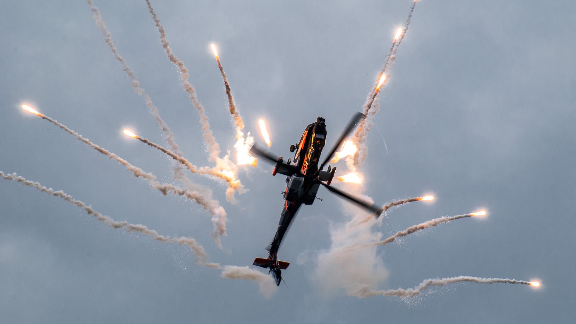 Apache Helicopter 4k - 1920x1080 Wallpaper Apache Helicopter 4k - 1920x1080 Wallpaper