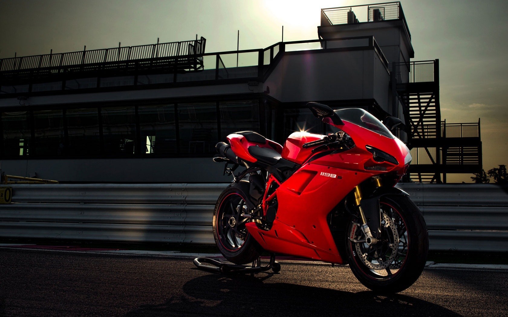 Ducati 1198s Motorcycle - HD Wallpaper 