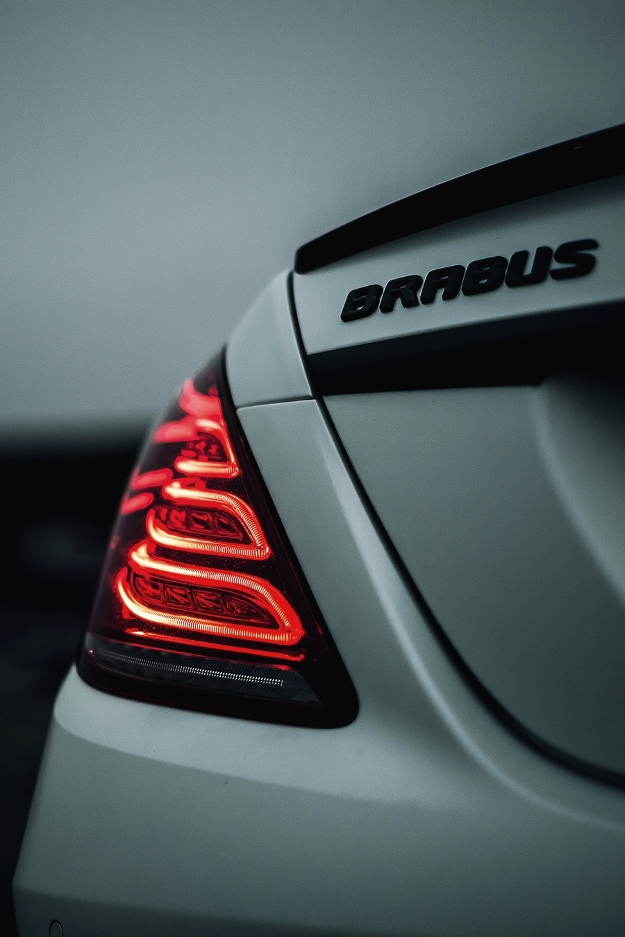 Macro Mercedes Brabus Back Wallpaper - Mercedes Wallpaper Phone Hd - 900x1350 Wallpaper Macro Mercedes Brabus Back Wallpaper - Mercedes Wallpaper Phone Hd - 900x1350 Wallpaper