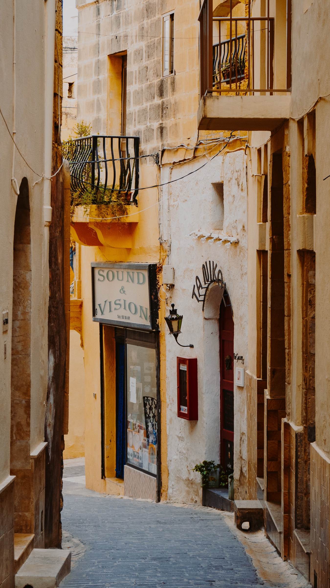 Wallpaper Street, Lane, Buildings, Victoria, Malta - Malta Wallpaper Samsung - HD Wallpaper 