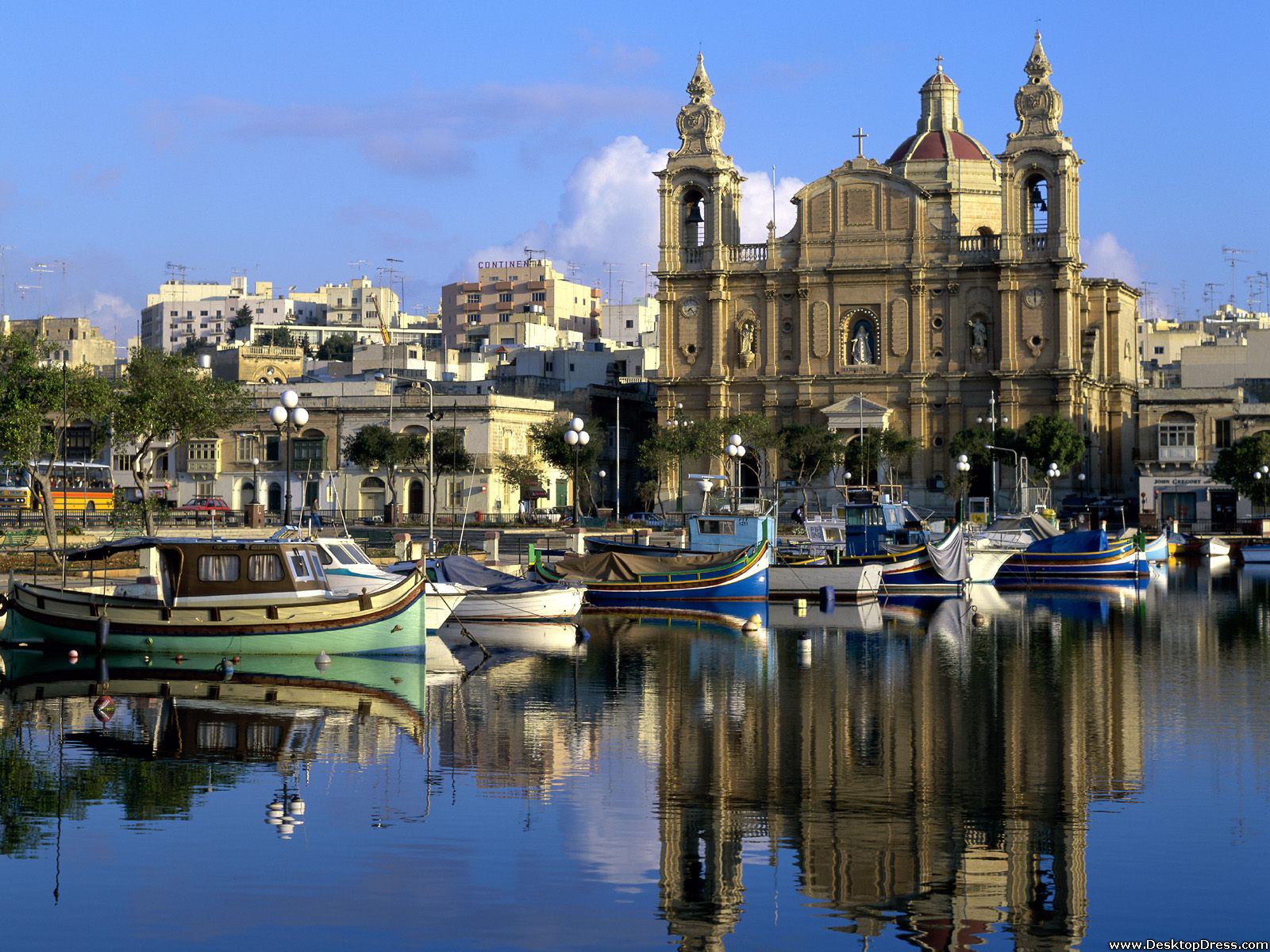 Harborside, Msida, Malta - Malta Island Italy - HD Wallpaper 