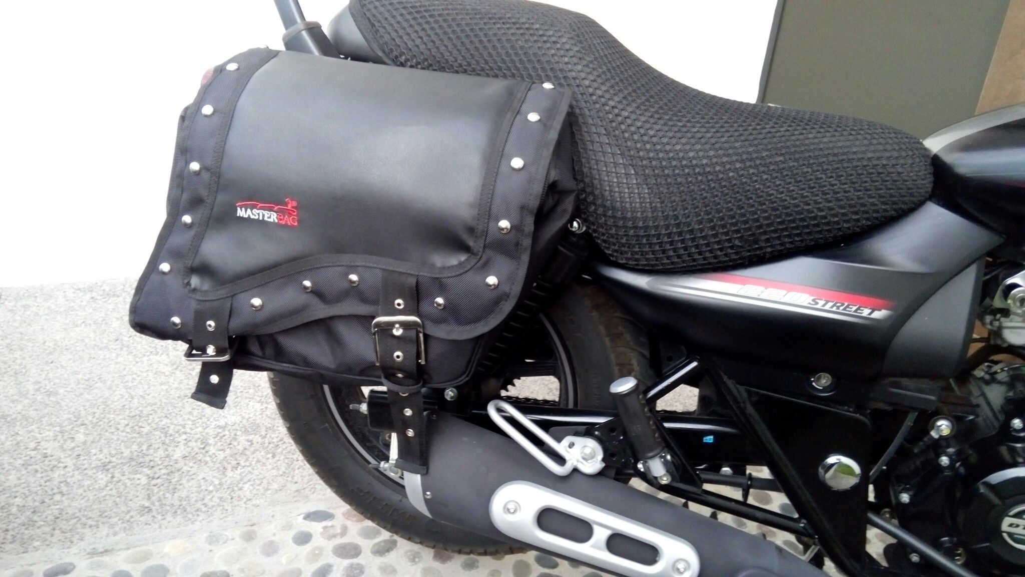 Leather - HD Wallpaper 