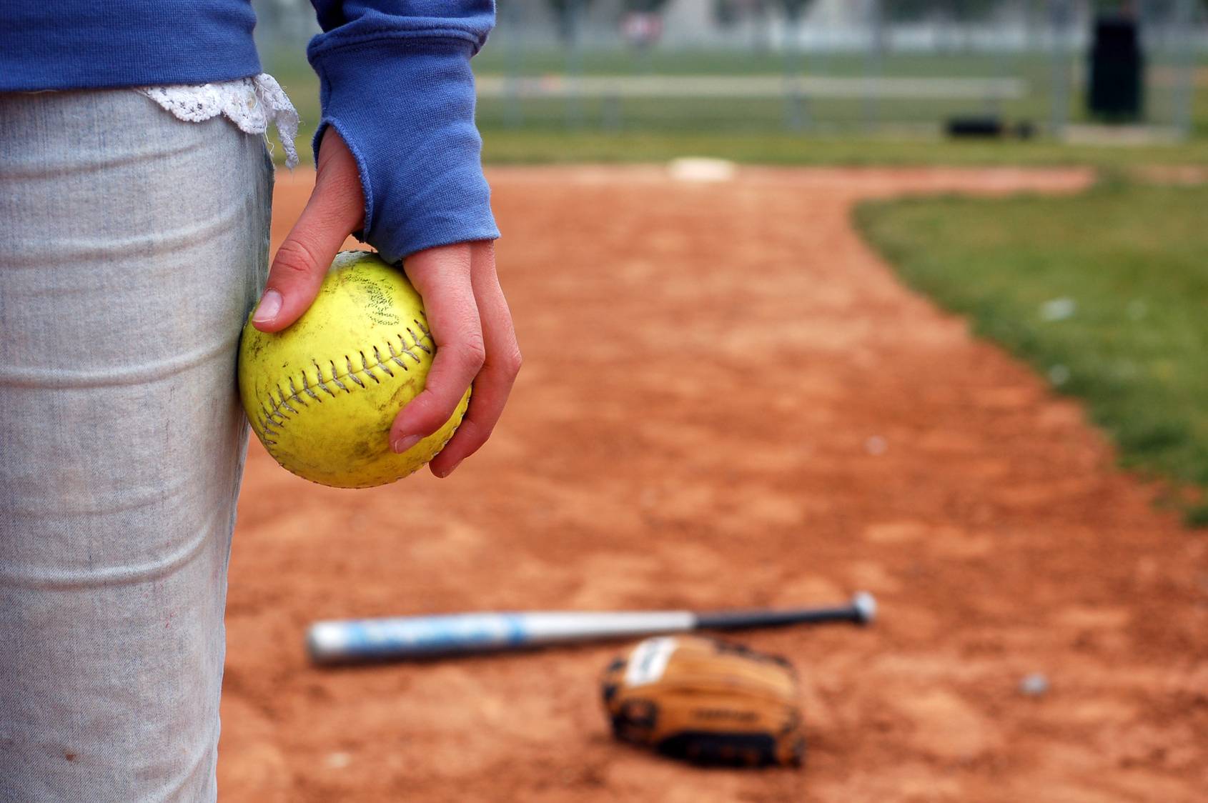 Softball Backgrounds 1690x1124 Wallpaper Teahub Io Softball Backgrounds 1690x1124 Wallpaper Teahub Io