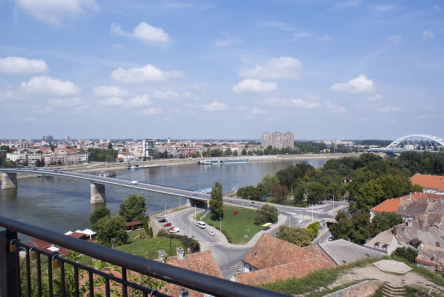 Serbia, Petrovaradin, Petrovaradin Fortress, Architecture, - River - HD Wallpaper 