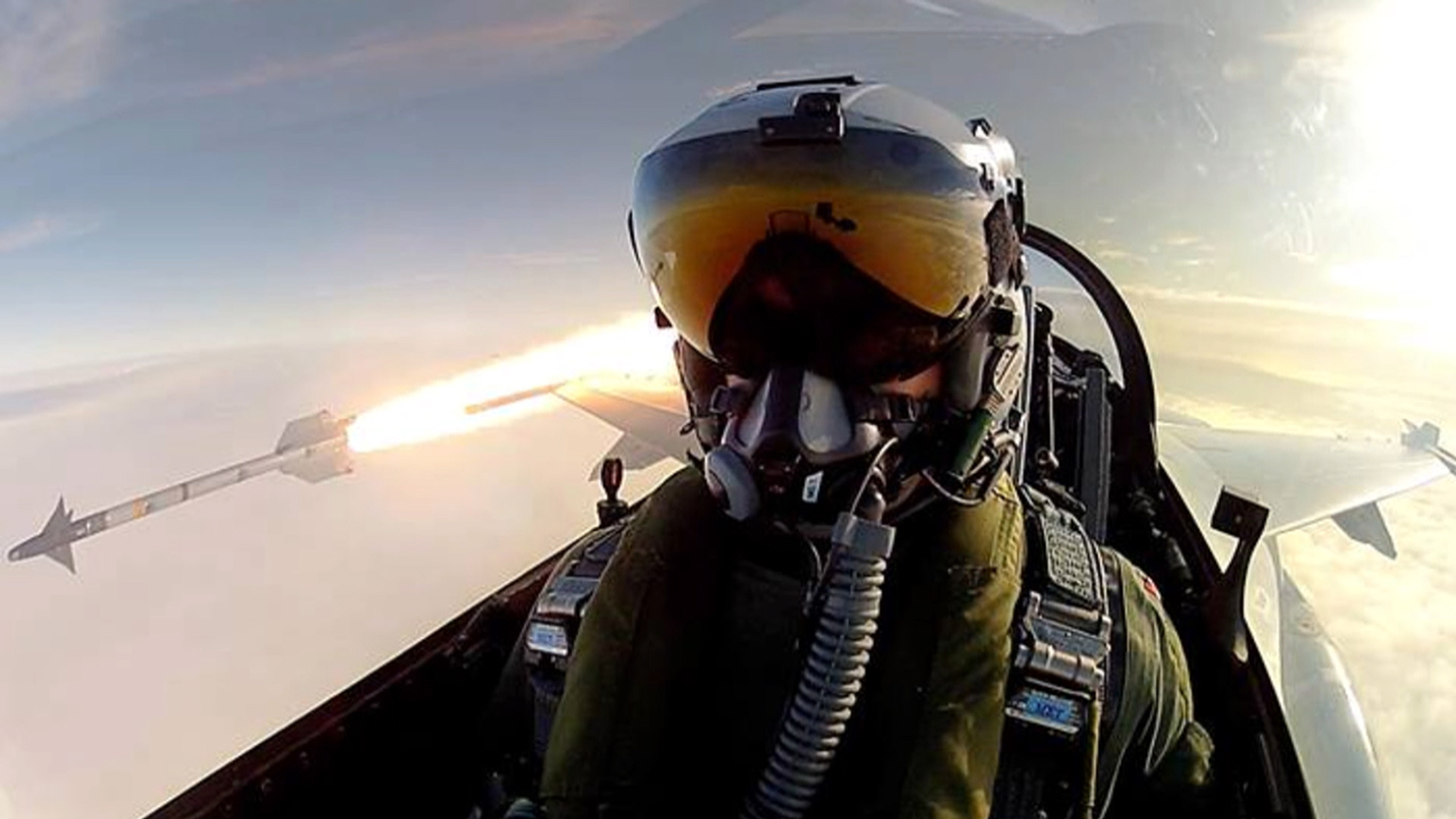Fighter Jet Pilot Selfie - HD Wallpaper 