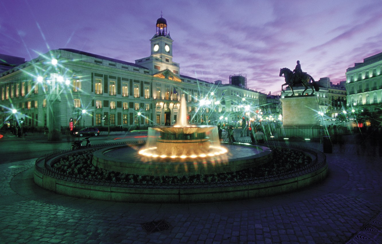 Photo Wallpaper Monument, Spain, Spain, Puerta Del - Bear And The Madroño Tree - HD Wallpaper 