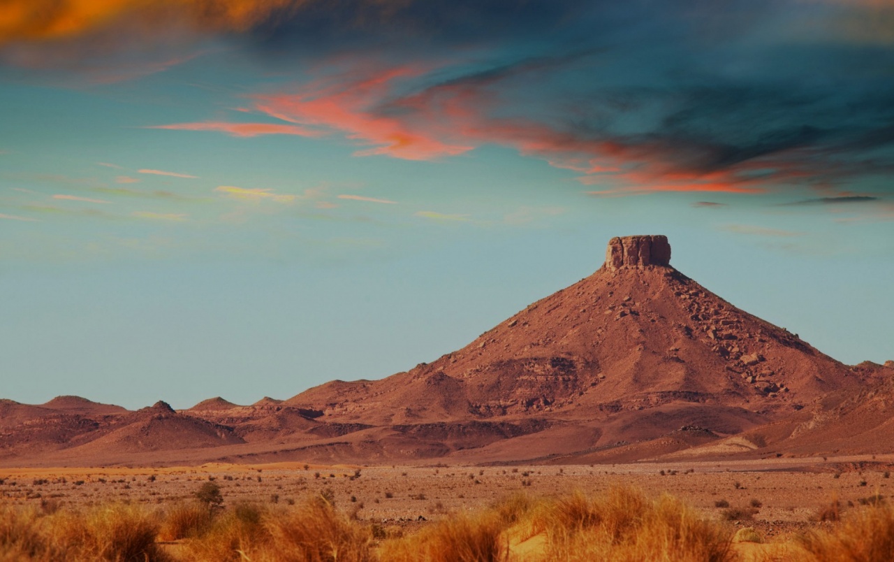 Beautiful Prairie Morocco Wallpapers - Moroccan Landscapes - HD Wallpaper 