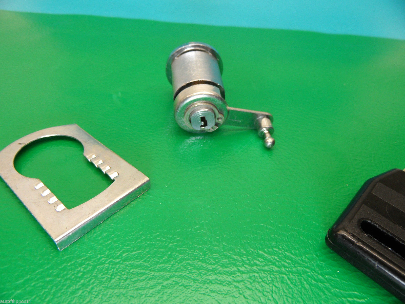 Bottle Opener - HD Wallpaper 