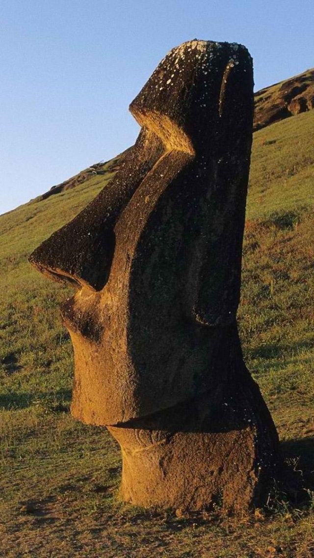 Easter Island Statues 640x1136 Wallpaper teahub.io