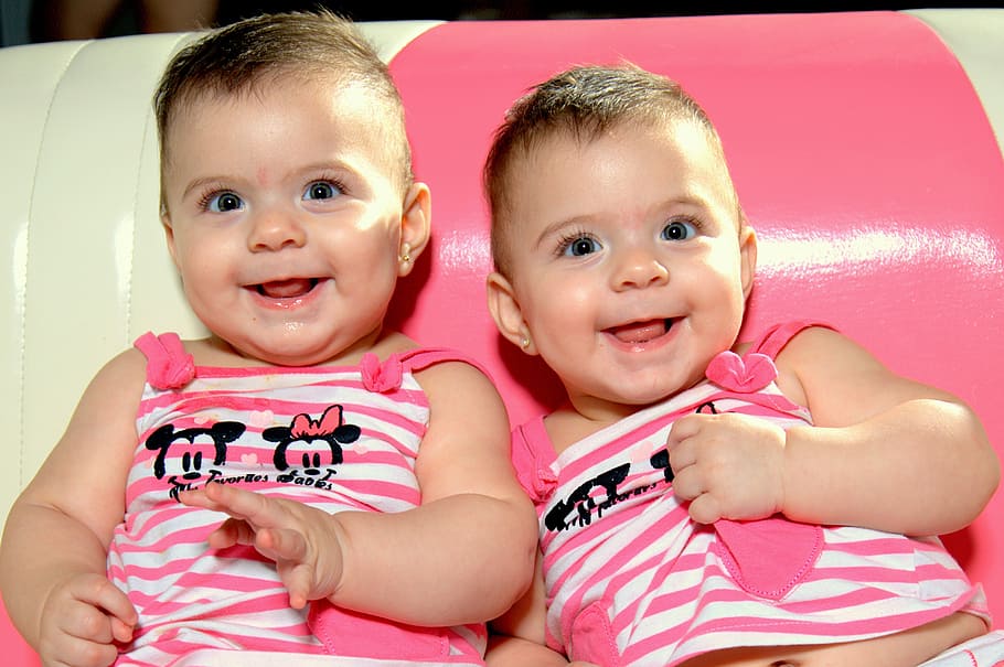 Twin Baby Photo, Twins, Smile, Child, Cute, Boys, Childhood, - Double Baby - HD Wallpaper 