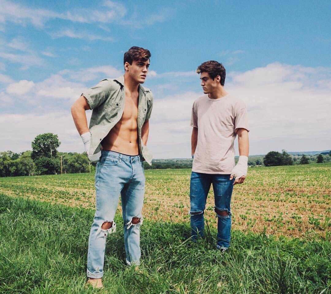 Dolan Twins - HD Wallpaper 