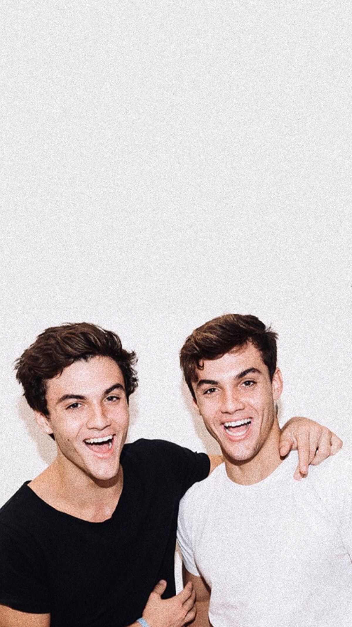 Dolan Twins Official Merch - HD Wallpaper 