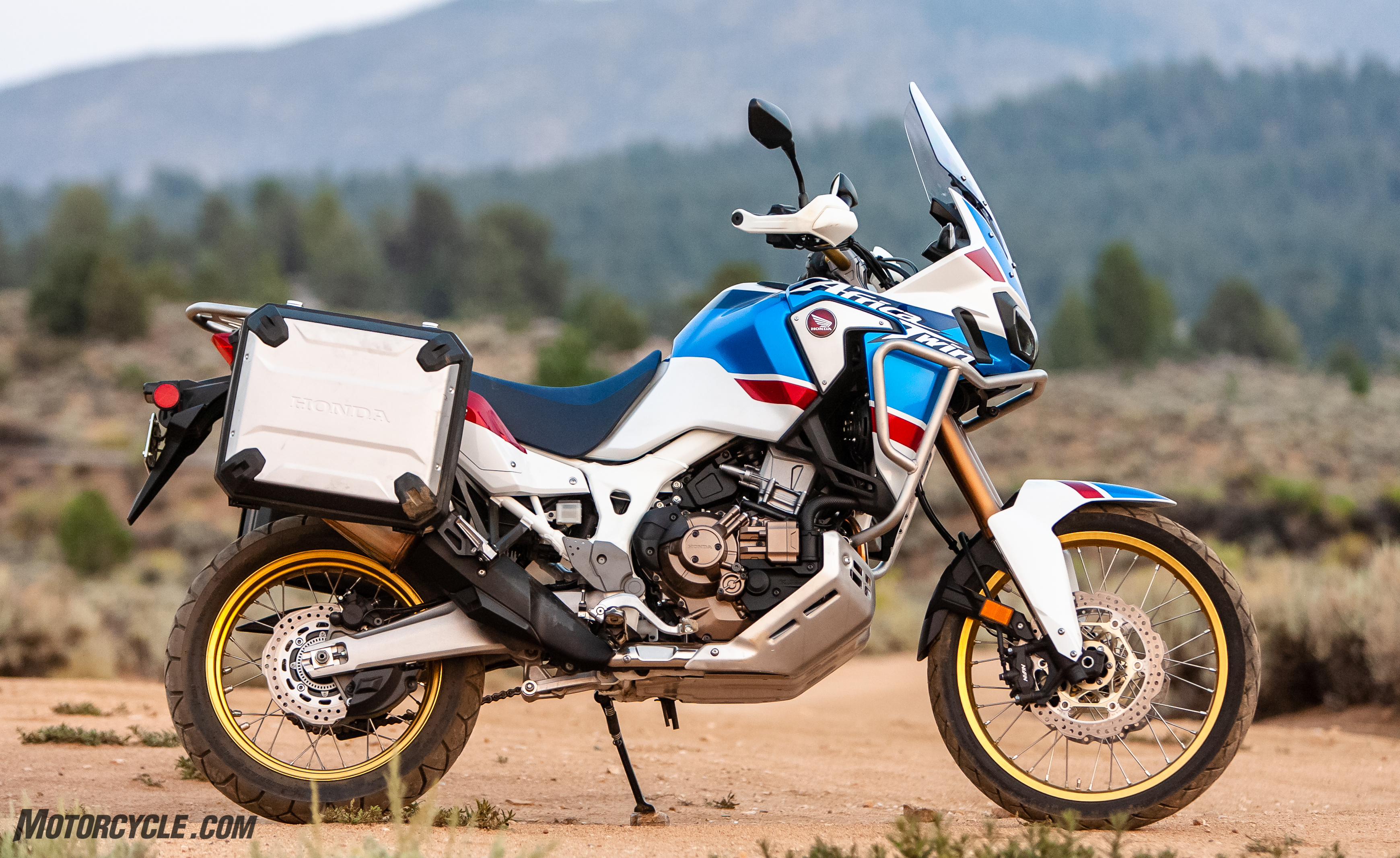 Honda Africa Twin Wallpaper 4k - HD Wallpaper 