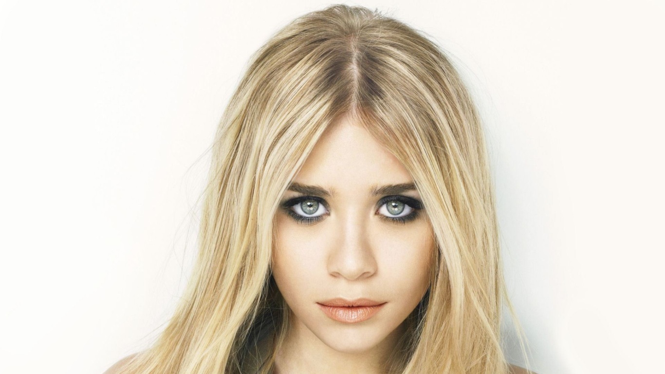Ashley Olsen - HD Wallpaper 