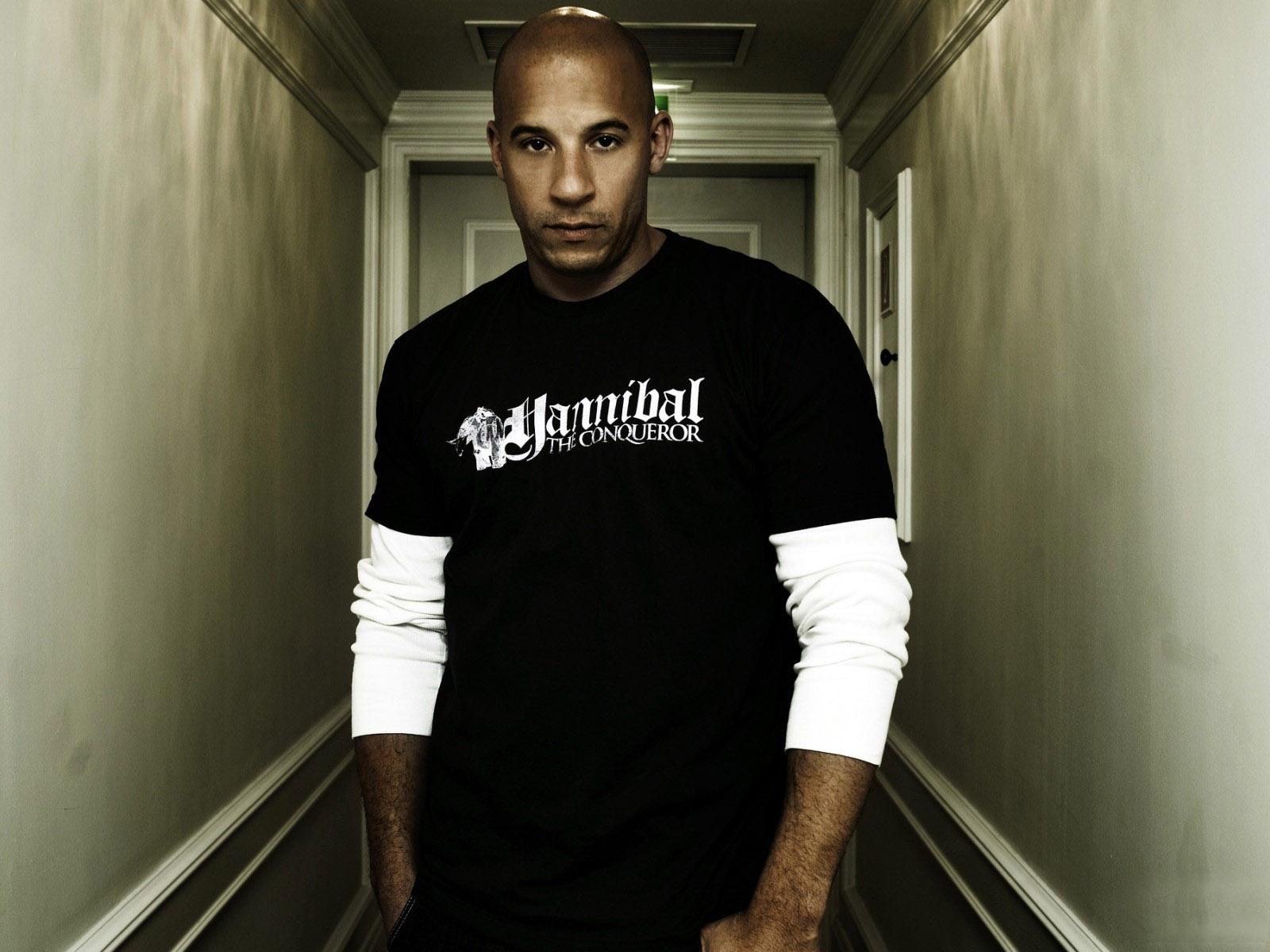 Vin Diesel - HD Wallpaper 