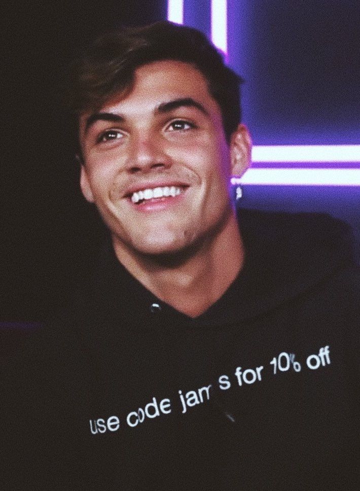 Cute Pictures Of Grayson Dolan - 710x968 Wallpaper - teahub.io