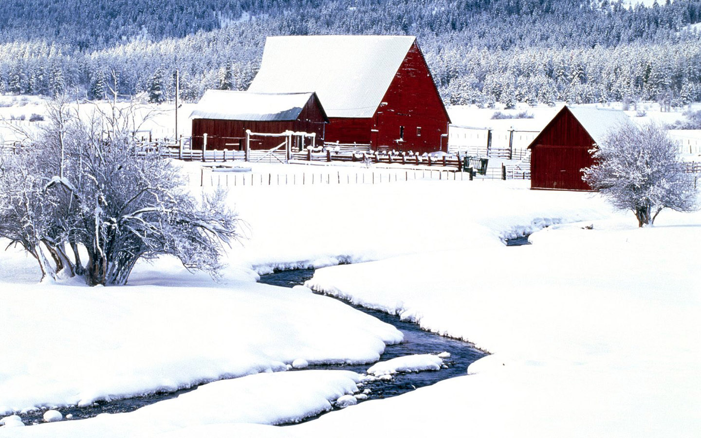 Winter Wonderland - Christmas Barn In Snow - HD Wallpaper 