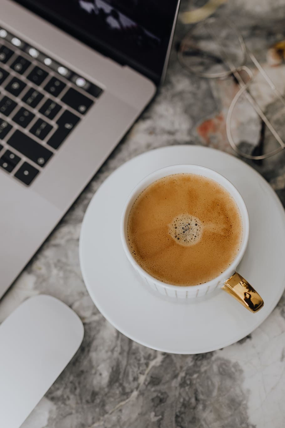 Coffee In A Cup On A Marble Desk, Workspace, Workplace, - Doppio - HD Wallpaper 