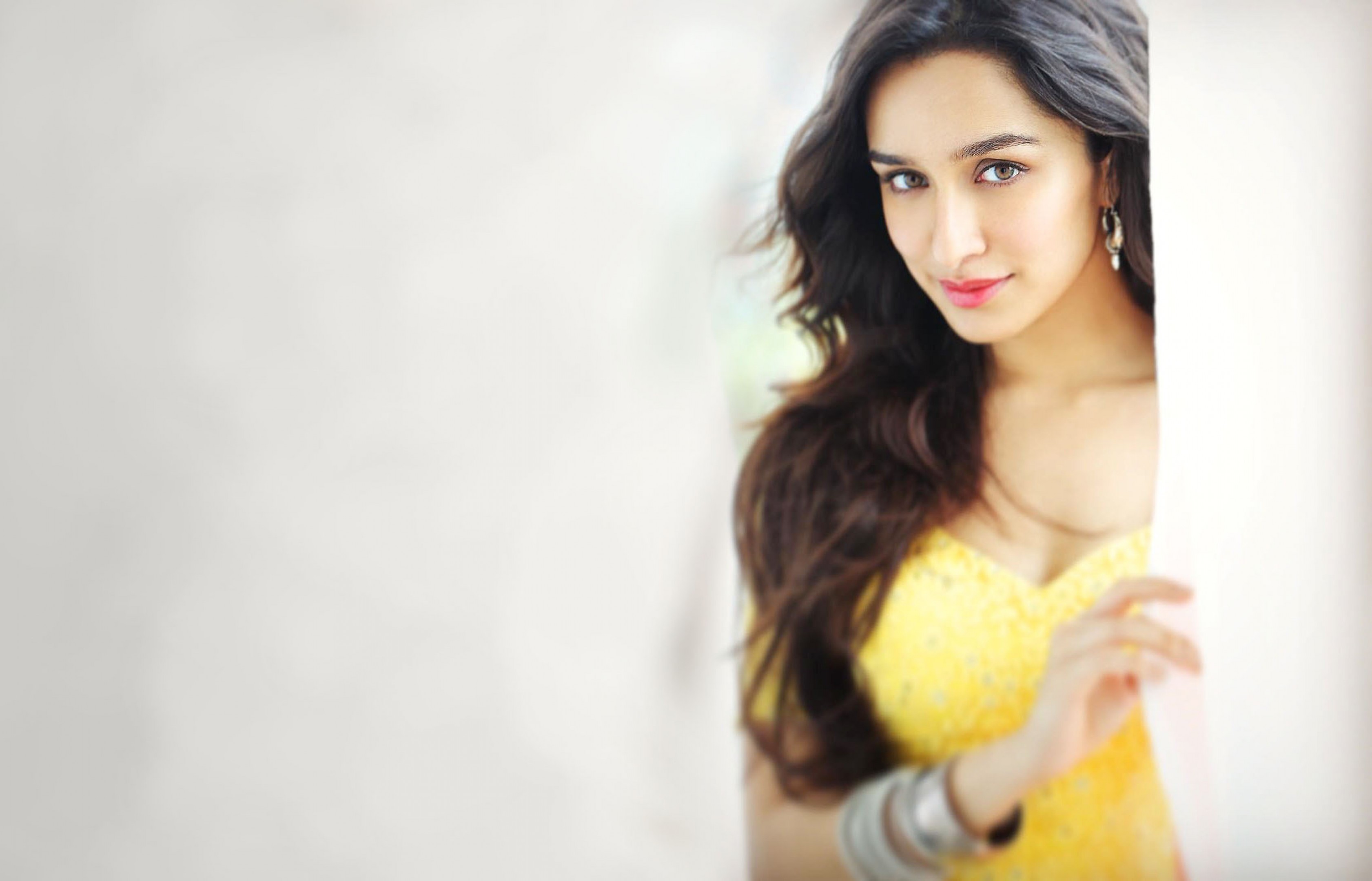 Shraddha Kapoor In Baaghi 1 - HD Wallpaper 