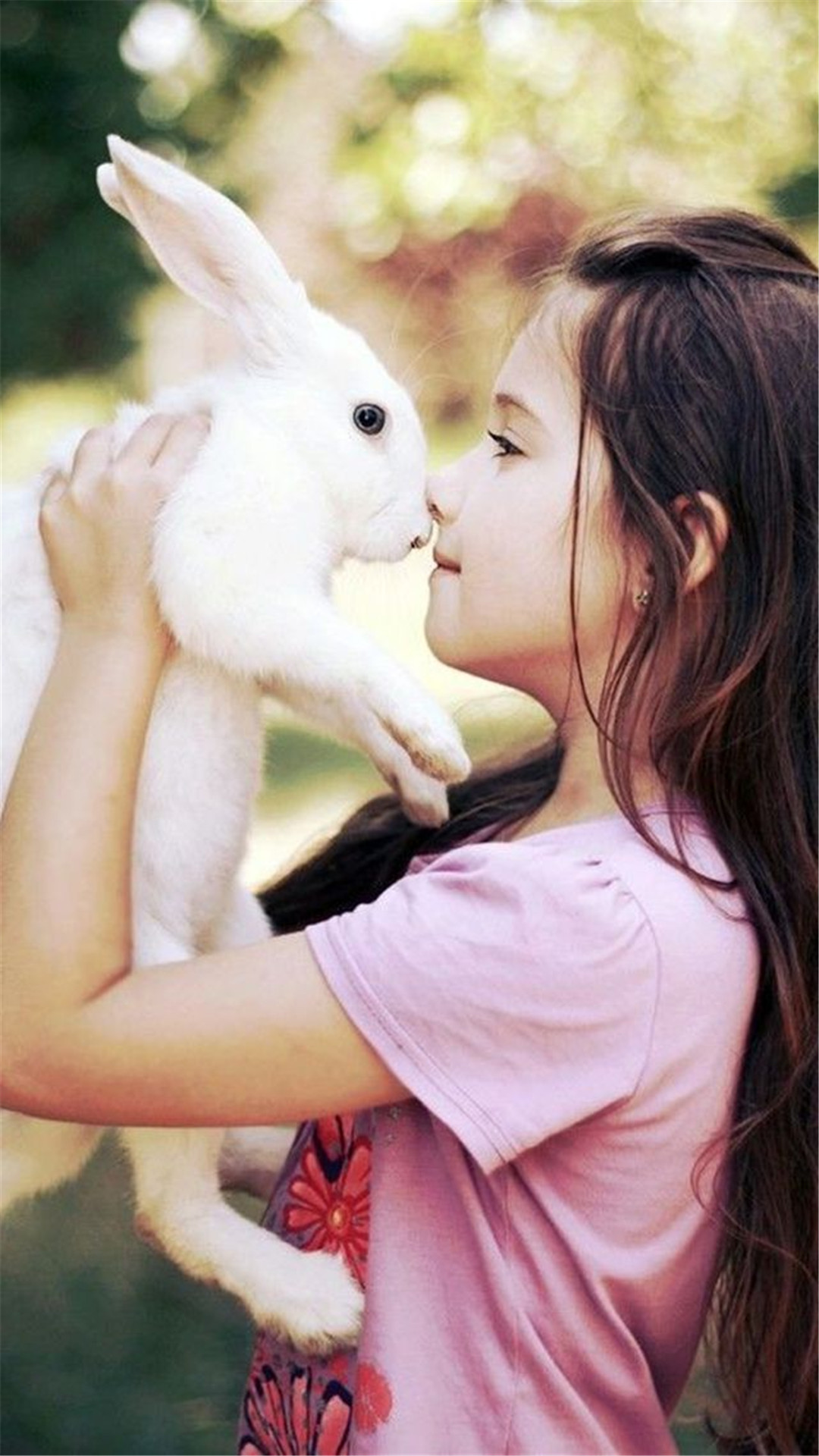 Cute White Rabbit Wallpaper Hd - HD Wallpaper 