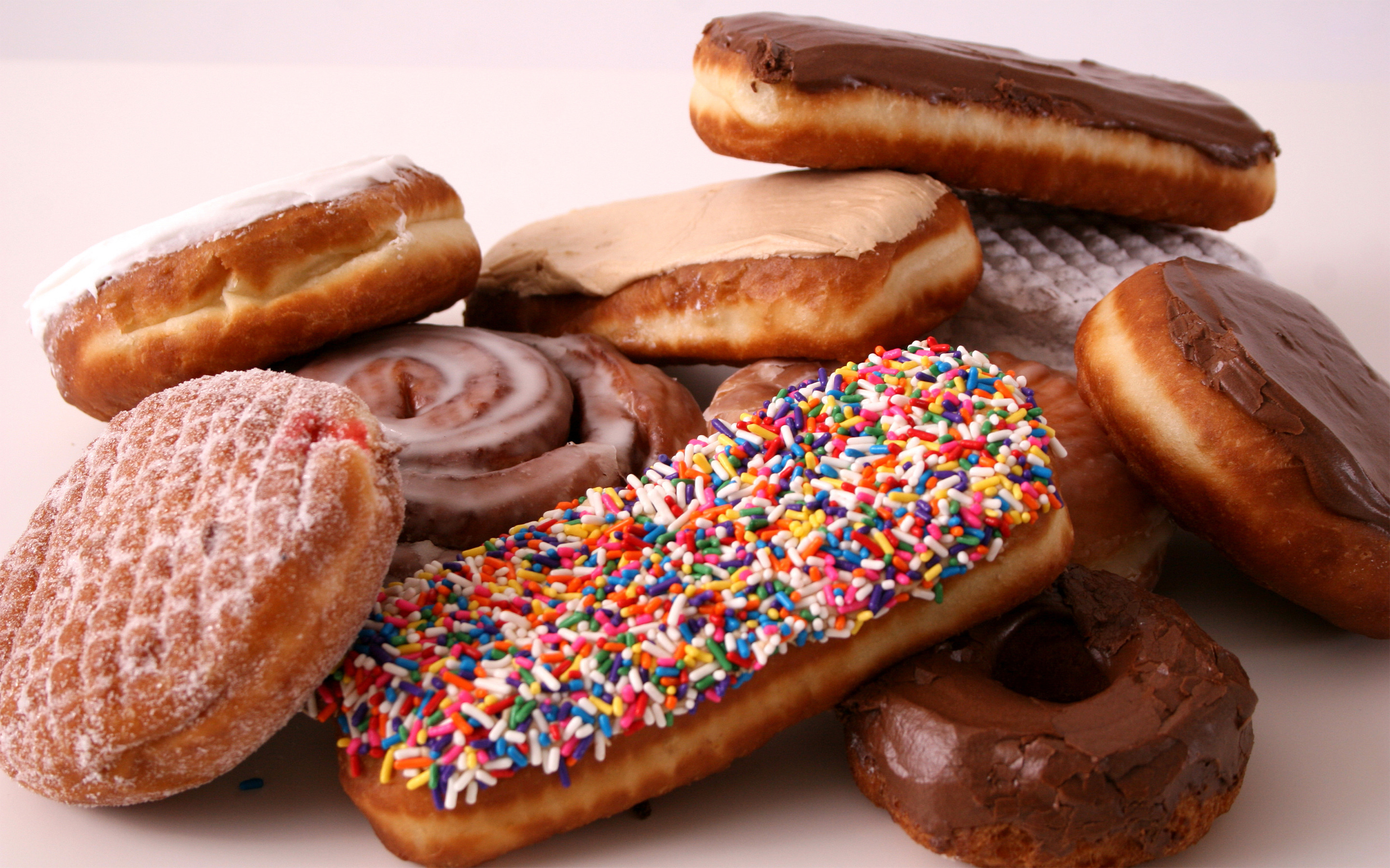 Doughnut - HD Wallpaper 