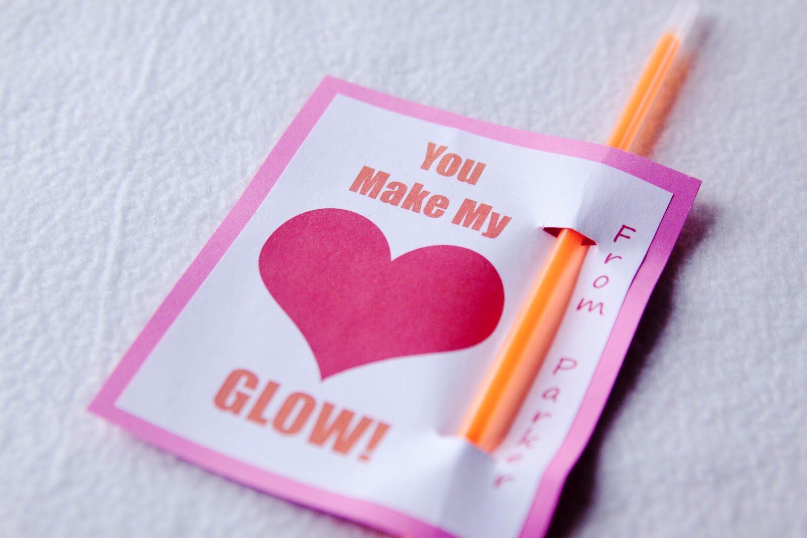 Love On The Paper Valentine Day Wallpaper Desktop Wallpaper - Gf Status Wallpaper Hd - HD Wallpaper 