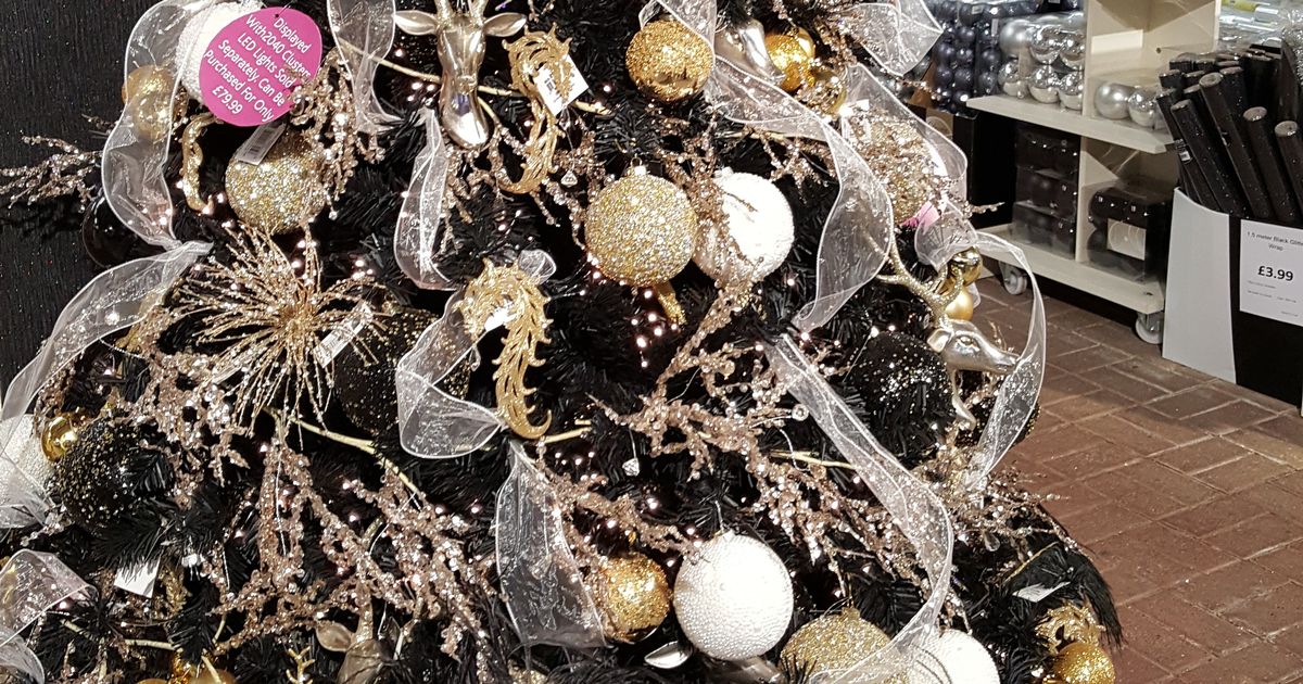 Christmas Ornament - HD Wallpaper 