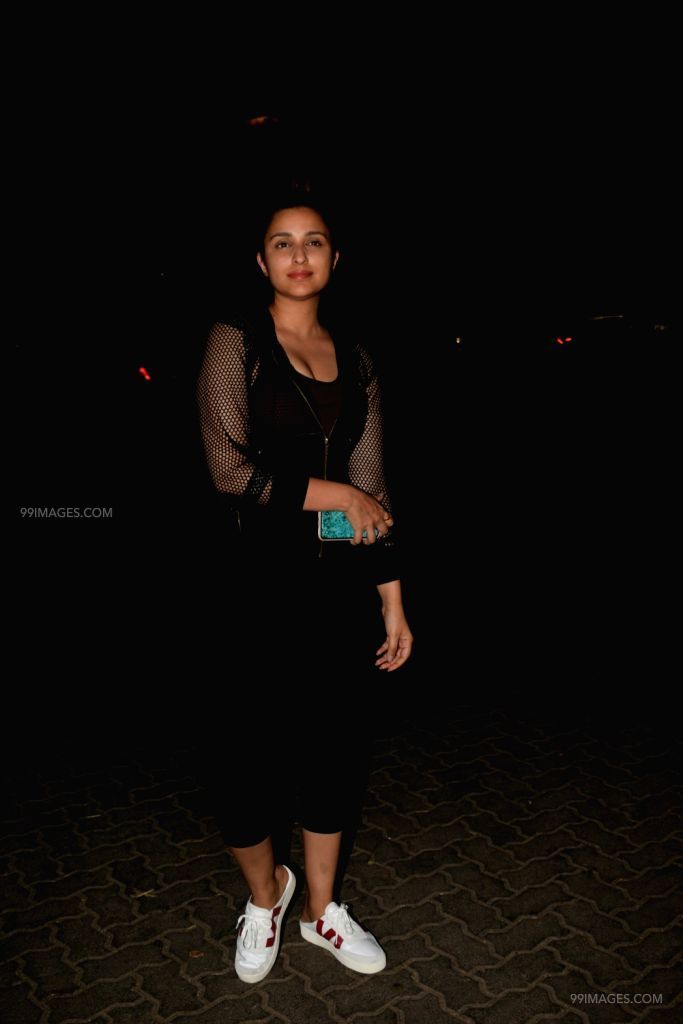 Parineeti Chopra Hd Photos & Wallpapers (49644) - HD Wallpaper 