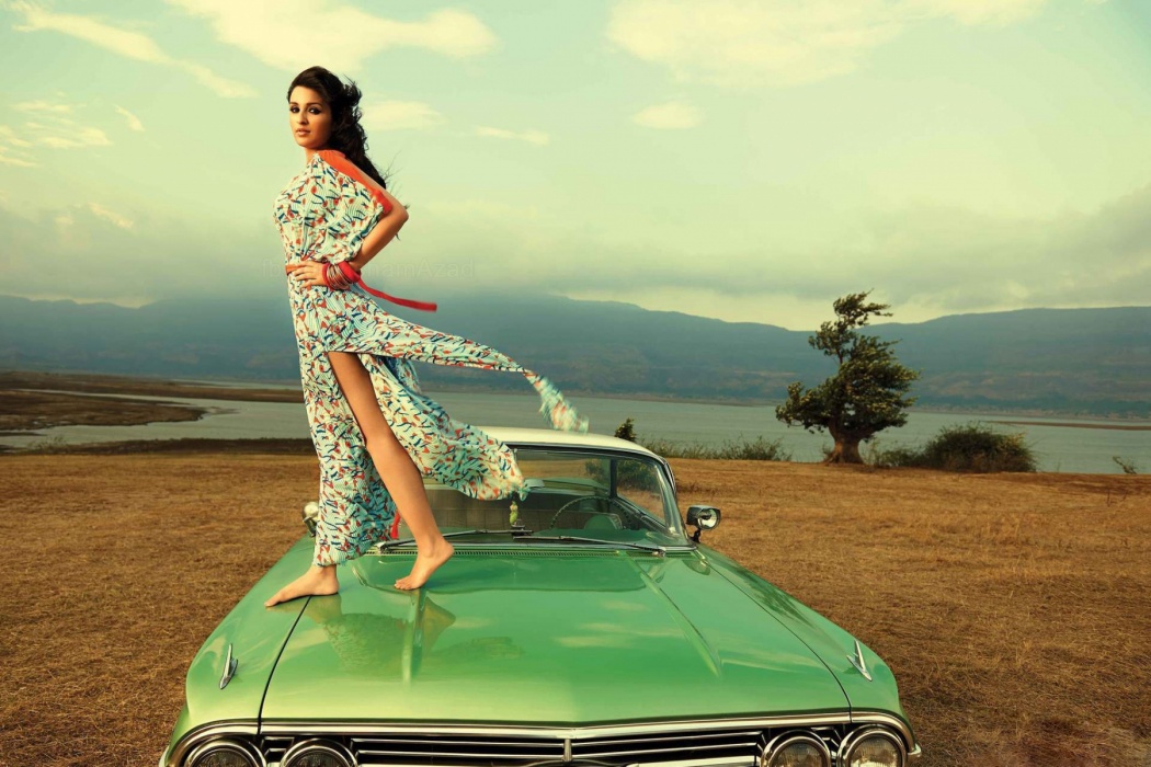 Parineeti Chopra Bollywood Hot Indian Actress - Hd Images Bollywood Hot Actress Latest - HD Wallpaper 