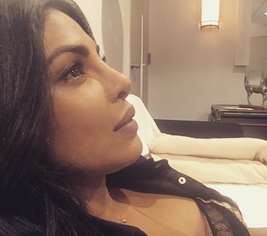 Priyanka Chopra Sexy Wallpapers - Girl - HD Wallpaper 