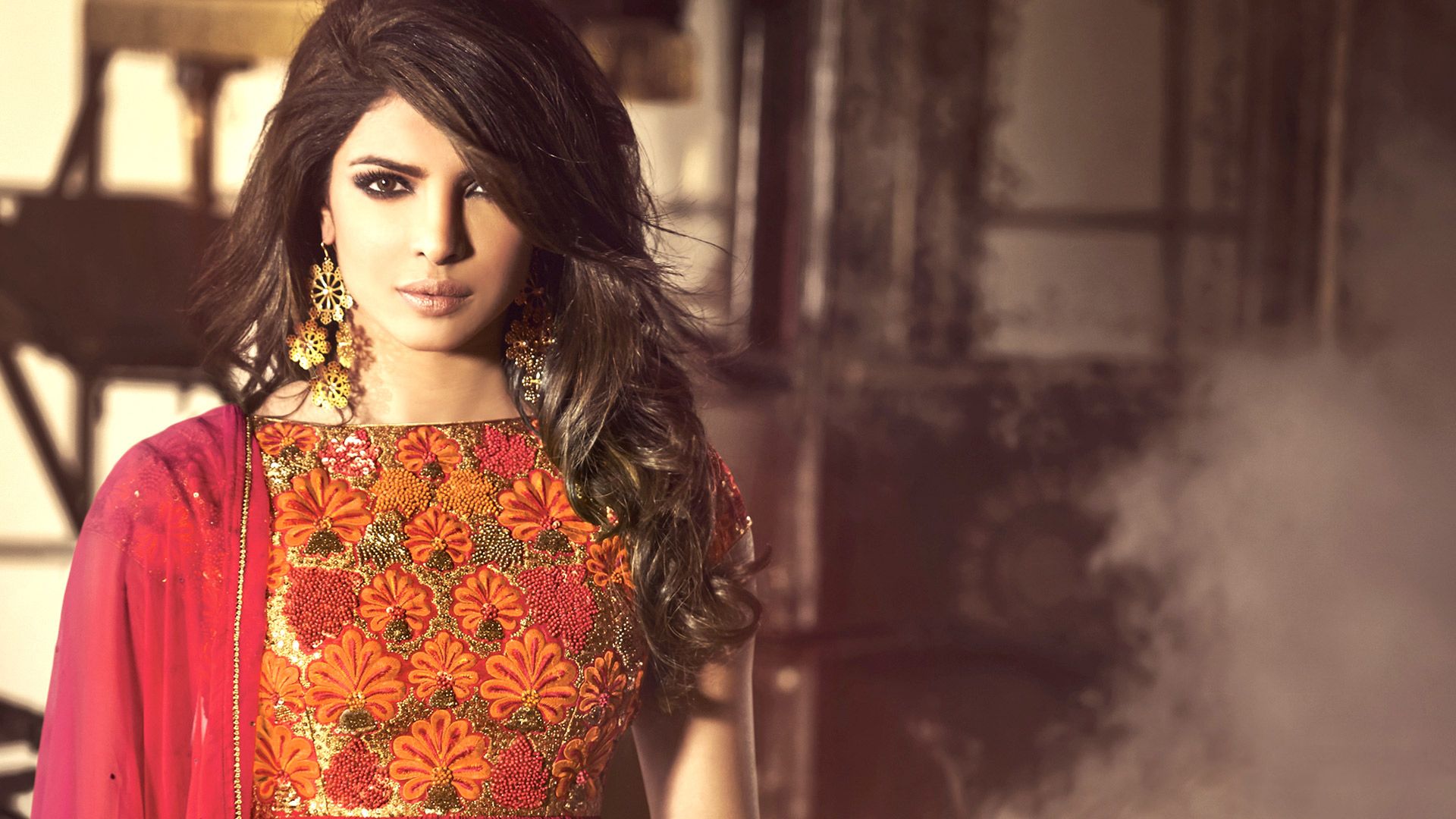 Heroine Chopra - HD Wallpaper 